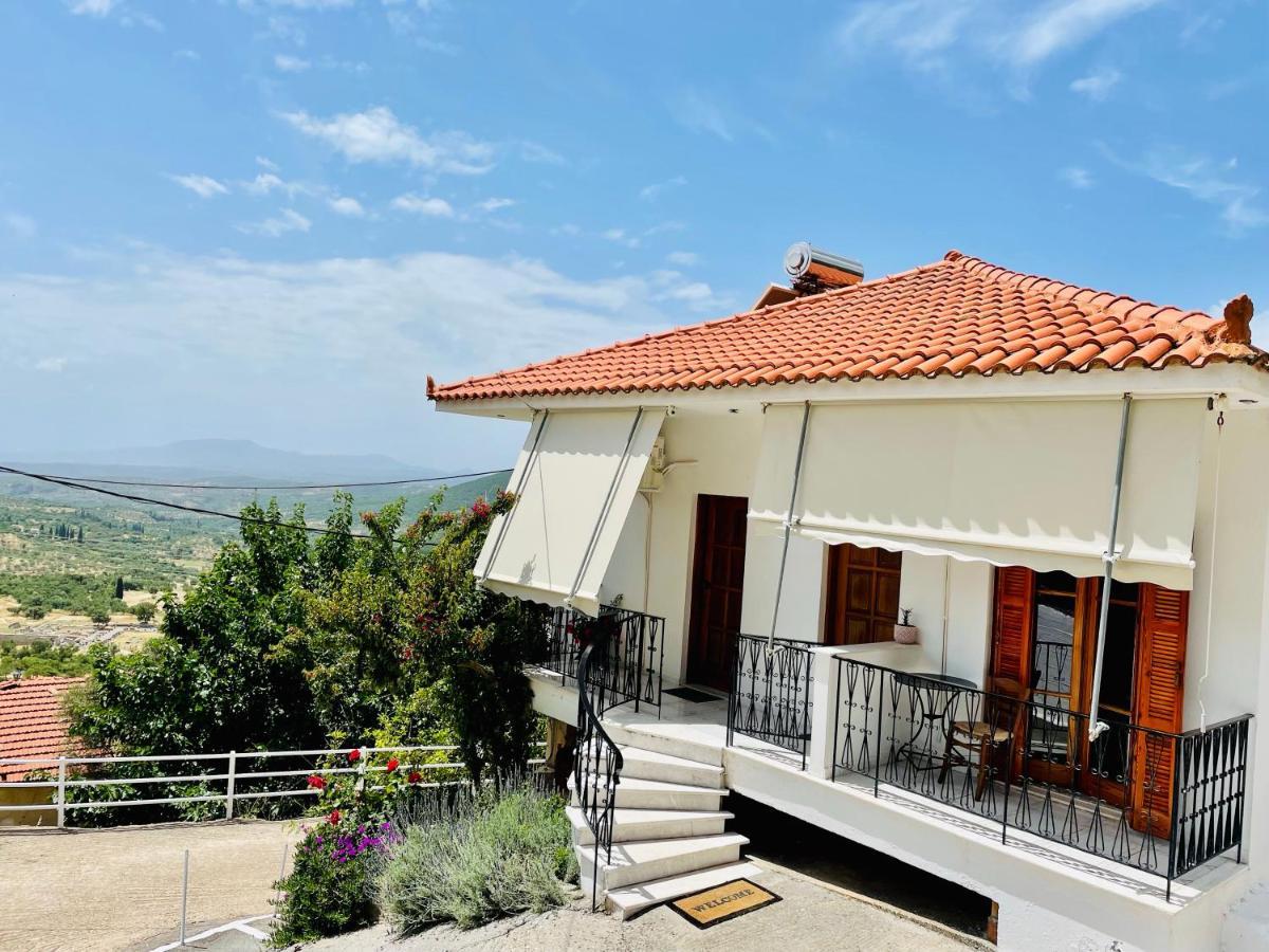 Guesthouse Lykourgos Mavrommáti Kültér fotó