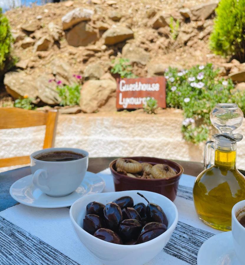 Guesthouse Lykourgos Mavrommáti Kültér fotó